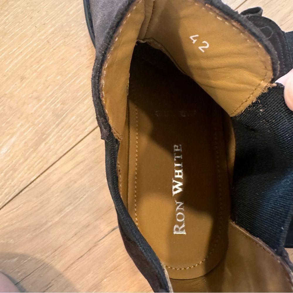 RON WHITE
Nigel Slate Gray Chelsea Boot - Picture 6 of 9
